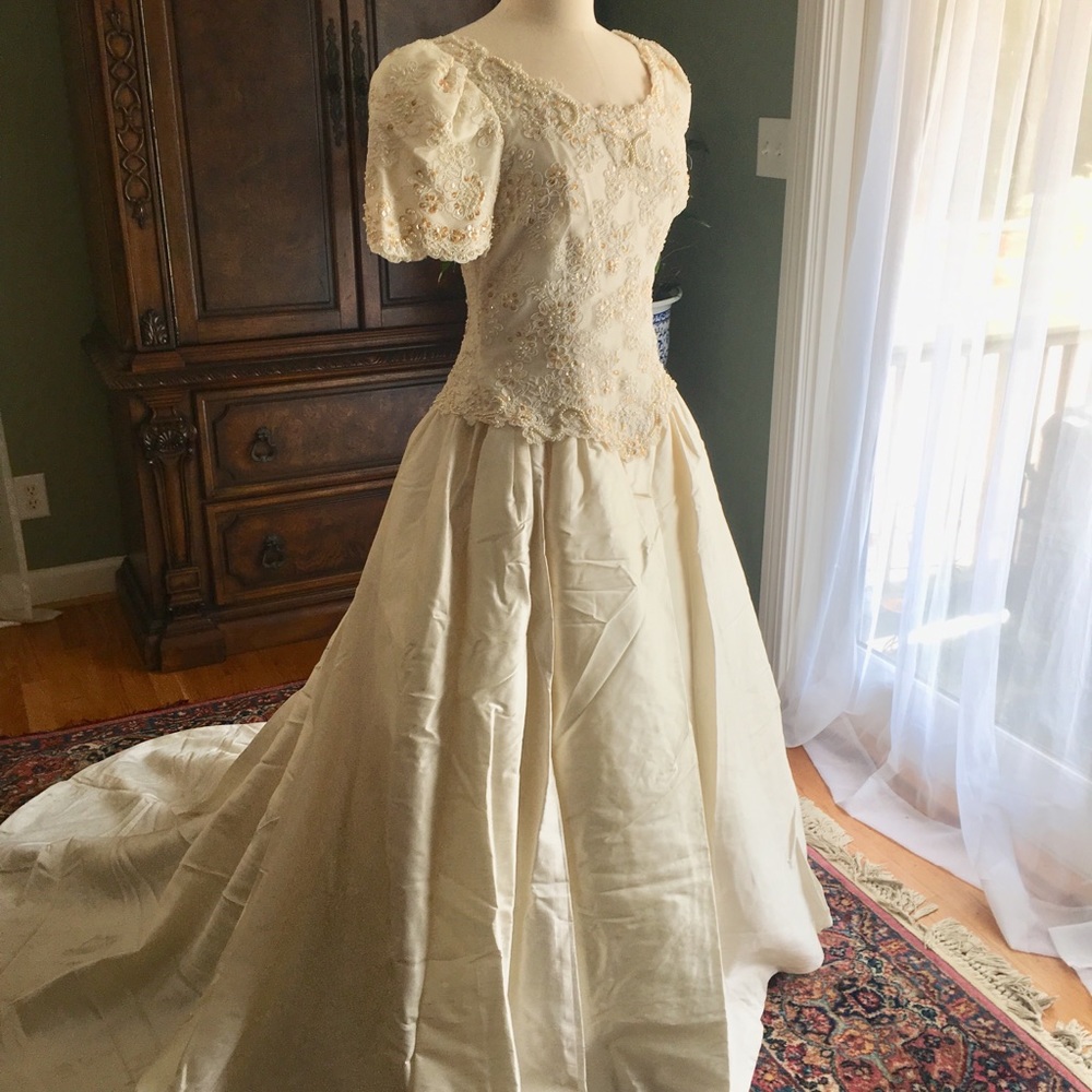 Candlelight Ivory Ballgown Wedding Bridal Gown